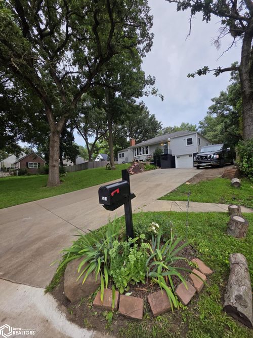 502 High St, Red Oak, IA, 51566-2720 | Card Image