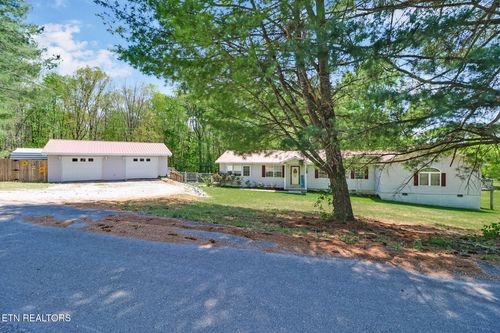 2013 Meadowview Dr, Jamestown, TN, 38556-6354 | Card Image