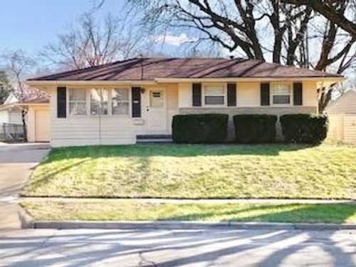 5118 Lower Beaver Rd, Des Moines, IA, 50310-4348 | Card Image