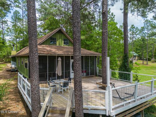 146 Maple Dr, Perkinston, MS, 39573-6020 | Card Image