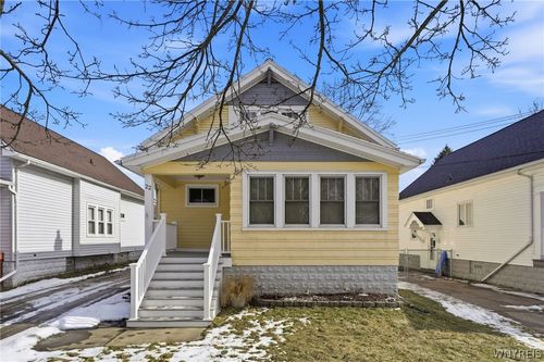 22 Wichita Rd, West Seneca, NY, 14224-2606 | Card Image