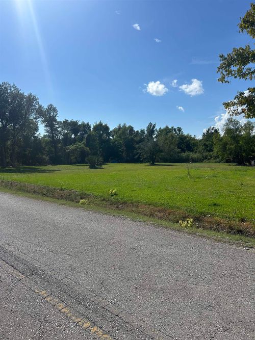 7034 Shrimpers Row, Dulac, LA, 70353-2308 | Card Image