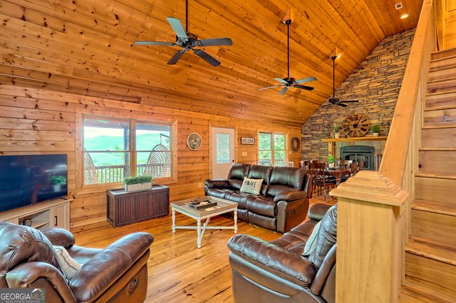 672 Screamer Dr, House other with 3 bedrooms, 3 bathrooms and null parking in Clayton GA | Image 25