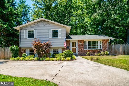 8236 Governors Ct, ALEXANDRIA, VA, 22308-1528 | Card Image