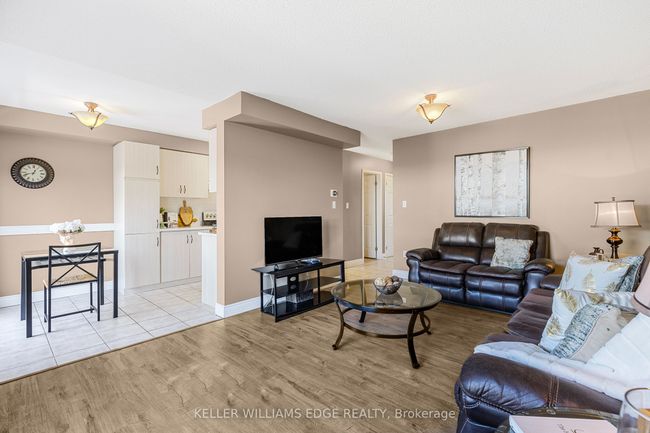 UNIT-40 - 104 Frances Ave, Condo with 2 bedrooms, 3 bathrooms and 1 parking in Stoney Creek ON | Image 14