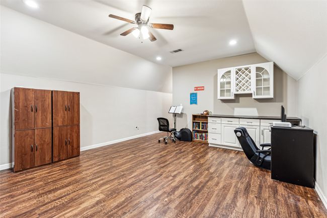Game Room | Image 29