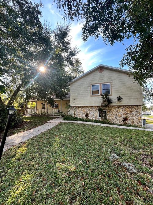 941 Mill Road Ln, Port Orange, FL, 32127-4865 | Card Image