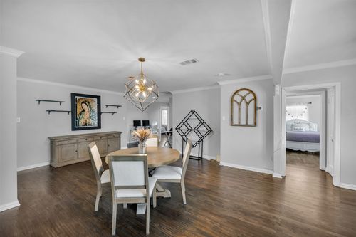 1607 Brandon St, Dallas, TX, 75208-7134 | Card Image