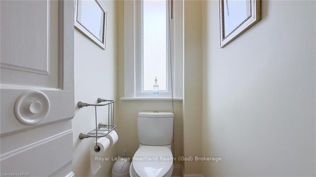 46 Elgin Ave W, House other with 4 bedrooms, 3 bathrooms and 6 parking in Goderich ON | Image 27