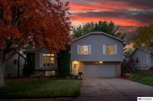 3721 Falcon Dr, Bellevue, NE, 68123-2251 | Card Image