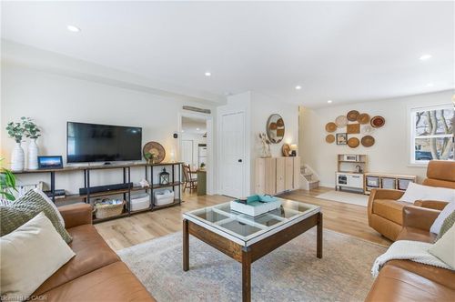 103 Baird St S, Bright, ON, N0J1B0 | Card Image