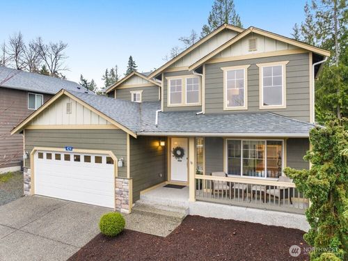 424 Barry Loop, Mount Vernon, WA, 98274-9201 | Card Image