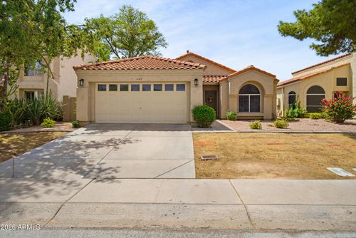 4127 E Becker Ln, Phoenix, AZ, 85028-3546 | Card Image
