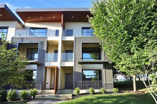 472 Martin St Se, Atlanta, GA, 30312-2901 | Card Image