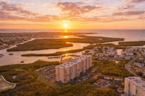 411-4516 Seagull Dr, New Port Richey, FL, 34652-2095 | Card Image