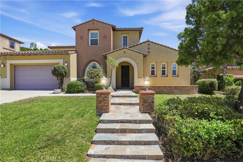 16861 Ridge Cliff Dr, Riverside, CA, 92503-0251 | Card Image