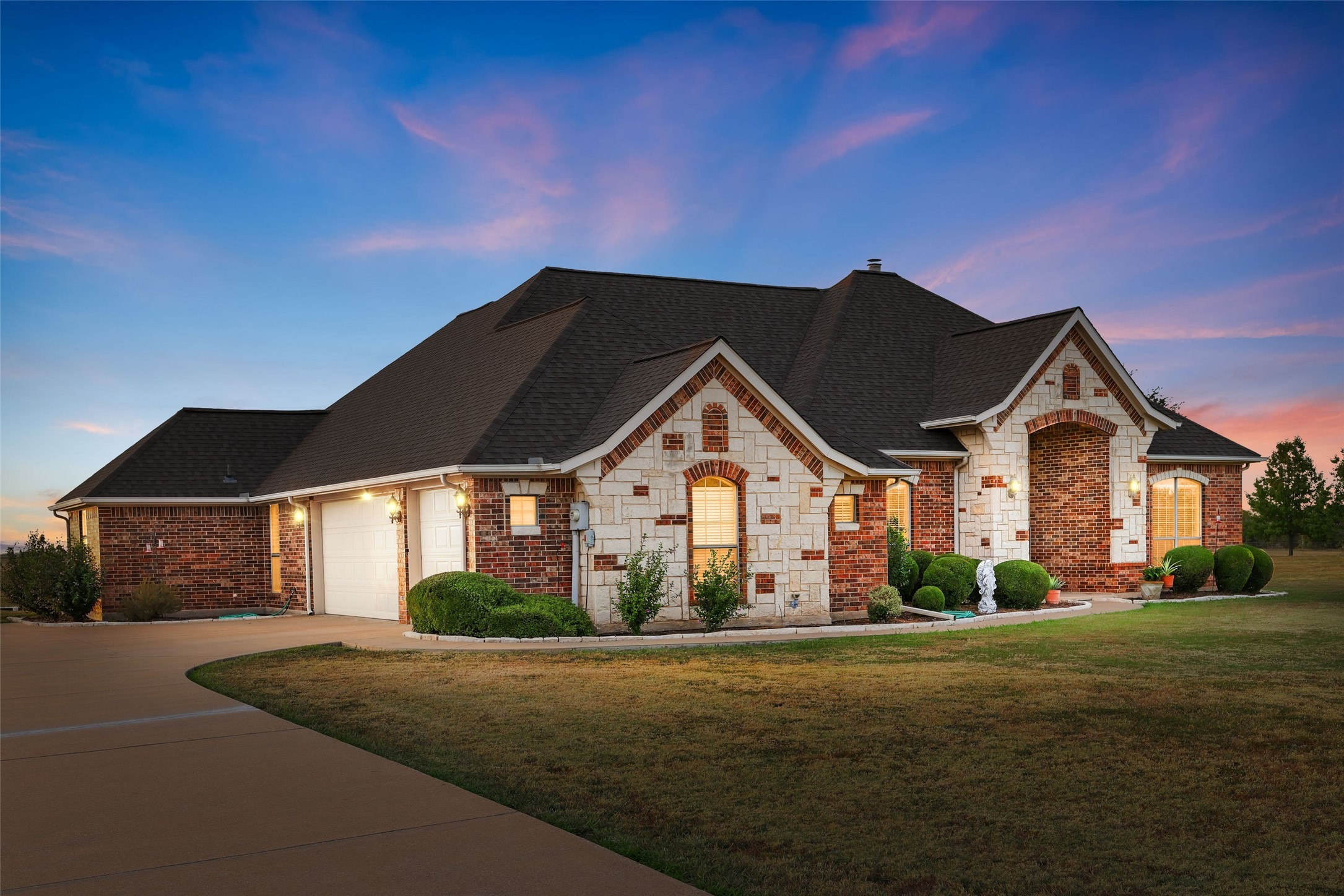 760 Hidden Pass, For Sale in Royse City - eXp Realty