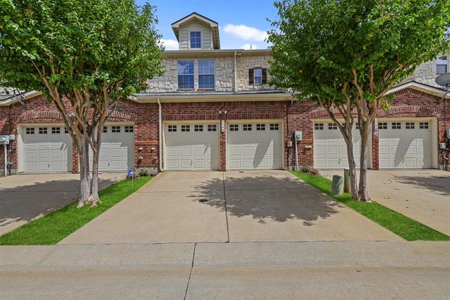 2740 Olympic Park Dr, Townhouse with 2 bedrooms, 3 bathrooms and null parking in Grand Prairie TX | Image 24