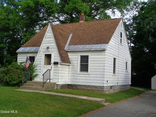 2145 Robinwood Avenue, Rotterdam, NY, 12306 | Card Image