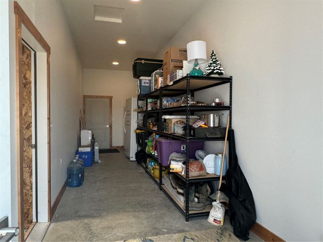 Breezeway between house & shop | Image 45