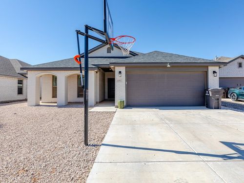 6907 Lady Bird Ln, Midland, TX, 79705-2481 | Card Image