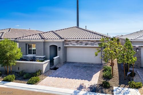 7322 Hadnot St, Las Vegas, NV, 89166-6073 | Card Image
