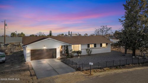 3659 N Taylor Dr, Prescott Valley, AZ, 86314-8228 | Card Image