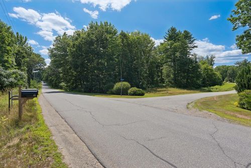 2 Nissen Farm Lane, Damariscotta, ME, 04543 | Card Image