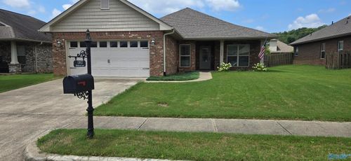 12622 Holstein Ln Sw, Huntsville, AL, 35803-3379 | Card Image