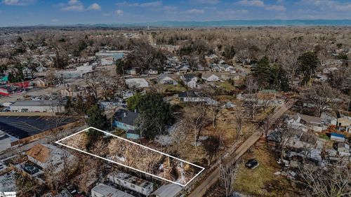 9 Glass Street, Greenville, SC, 29609 | Card Image