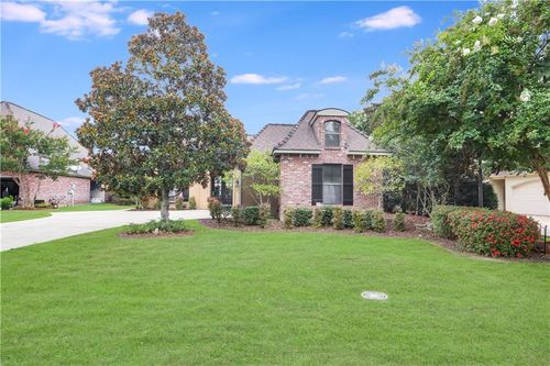 228 High St, Abita Springs, LA, 70420-4036 | Card Image