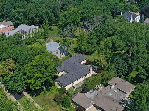 912 Morningside Dr, Lake Forest, IL, 60045-4032 | Card Image