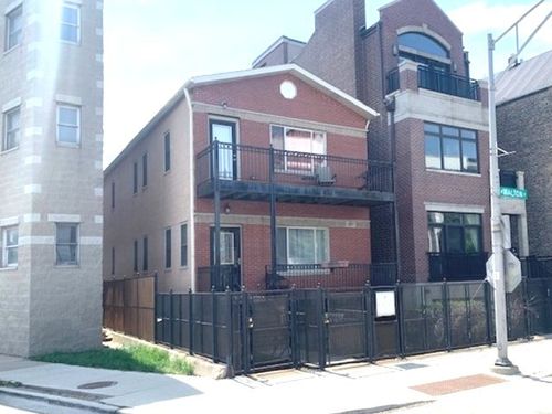 2-1327 Walton St, Chicago, IL, 60642-5612 | Card Image