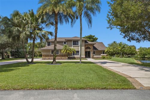 3151 Sw 133rd Ter, Davie, FL, 33330-4611 | Card Image