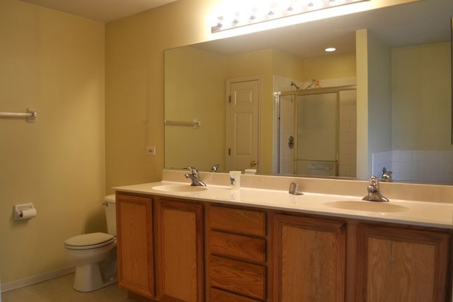 Enormous primary suite full bathroom | Image 18
