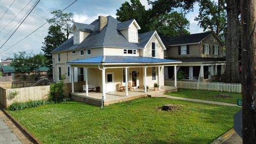 201 Pleasant St, Mount Pleasant, TN, 38474-1519 | Card Image