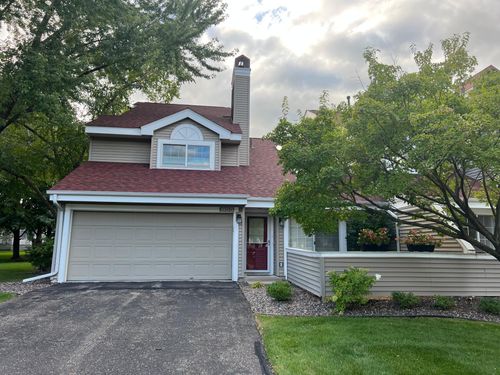 d-1905 Shenandoah Ct, Plymouth, MN, 55447-6434 | Card Image