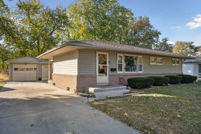 2315 Valley Park Drive, House other with 3 bedrooms, 1 bathrooms and null parking in Cedar Falls IA | Image 3