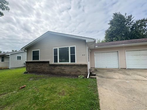 917 Mill, Tecumseh, MI, 49286 | Card Image