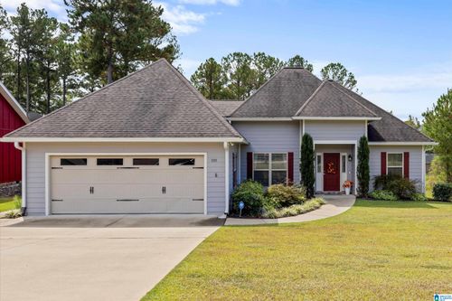 110 Magnolia Estates Dr, Alexander City, AL, 35010-0800 | Card Image