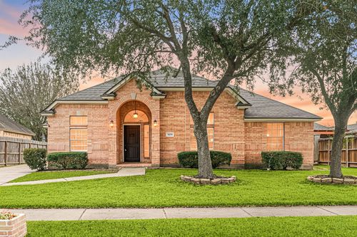 3404 Hickory Creek Dr, Pearland, TX, 77581-2453 | Card Image