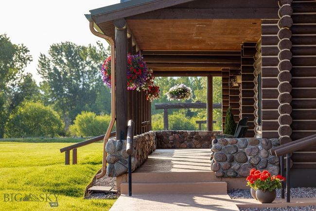 Main House Patio | Image 29
