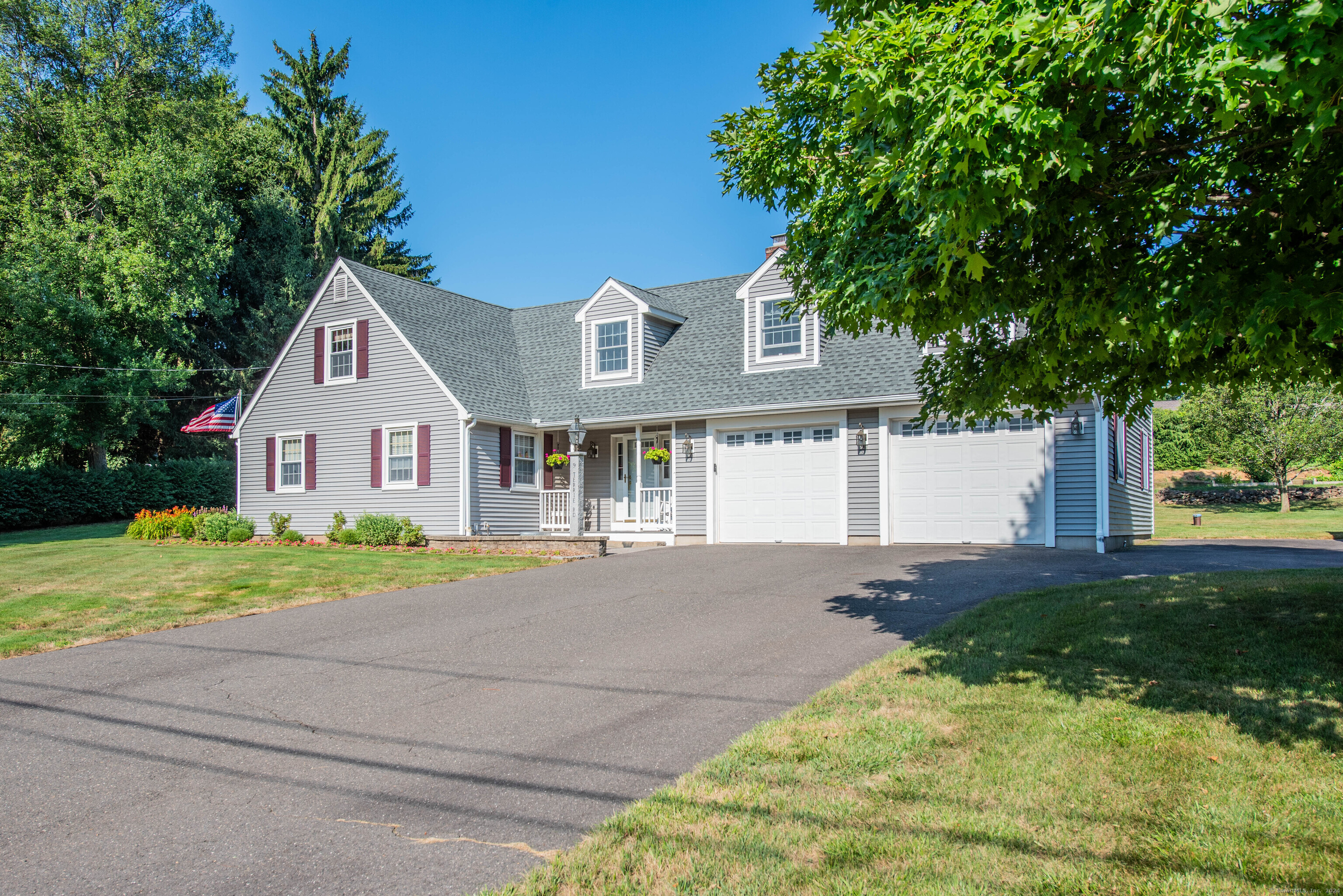 Terrie Rd, Farmington, CT 06032