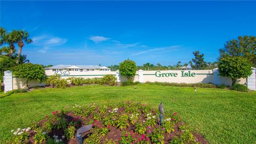 207-605 W Lake Jasmine Circle, Vero Beach, FL, 32962 | Card Image