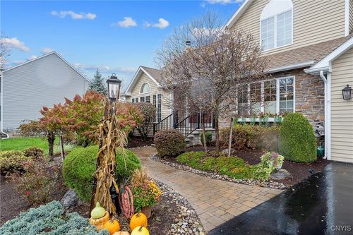 4019 Bronco Path, Camillus, NY, 13031-9771 | Card Image