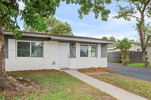 7705 Kimberly Blvd, North Lauderdale, FL, 33068-3225 | Card Image