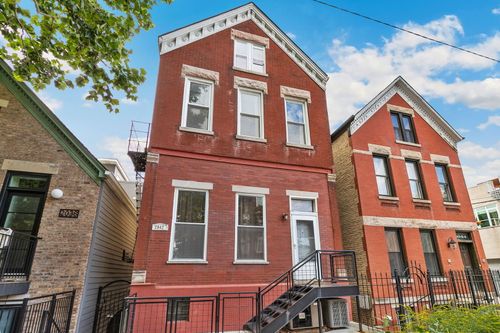 2e-2042 N Winchester Ave, Chicago, IL, 60614-3998 | Card Image