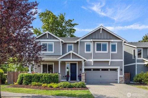 229 205th Pl Sw, Lynnwood, WA, 98036-7388 | Card Image