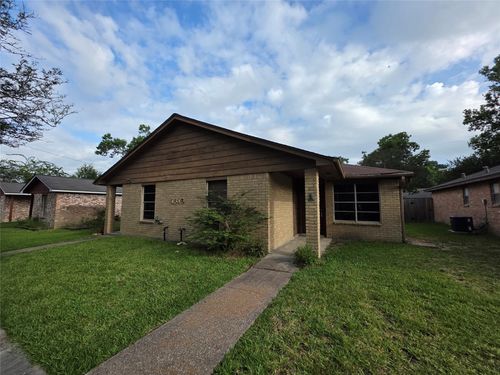 a-1615 Hazelwood St, Conroe, TX, 77301-4030 | Card Image