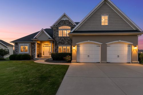 111 Brentwood Ct, Anna, OH, 45302-2503 | Card Image